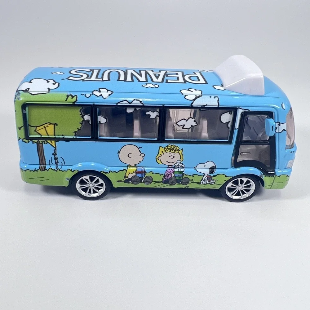Peanuts Snoopy Rare Yellow‎ Diecast Tour Bus 5